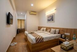 Joo Chiat Complex (D15), Shop House #561312241